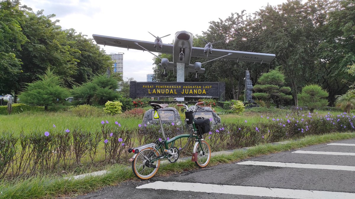 mamentorium's tweet photo. JLo Ride - Juanda Loop Ride https://t.co/DdDWM5x9Jj