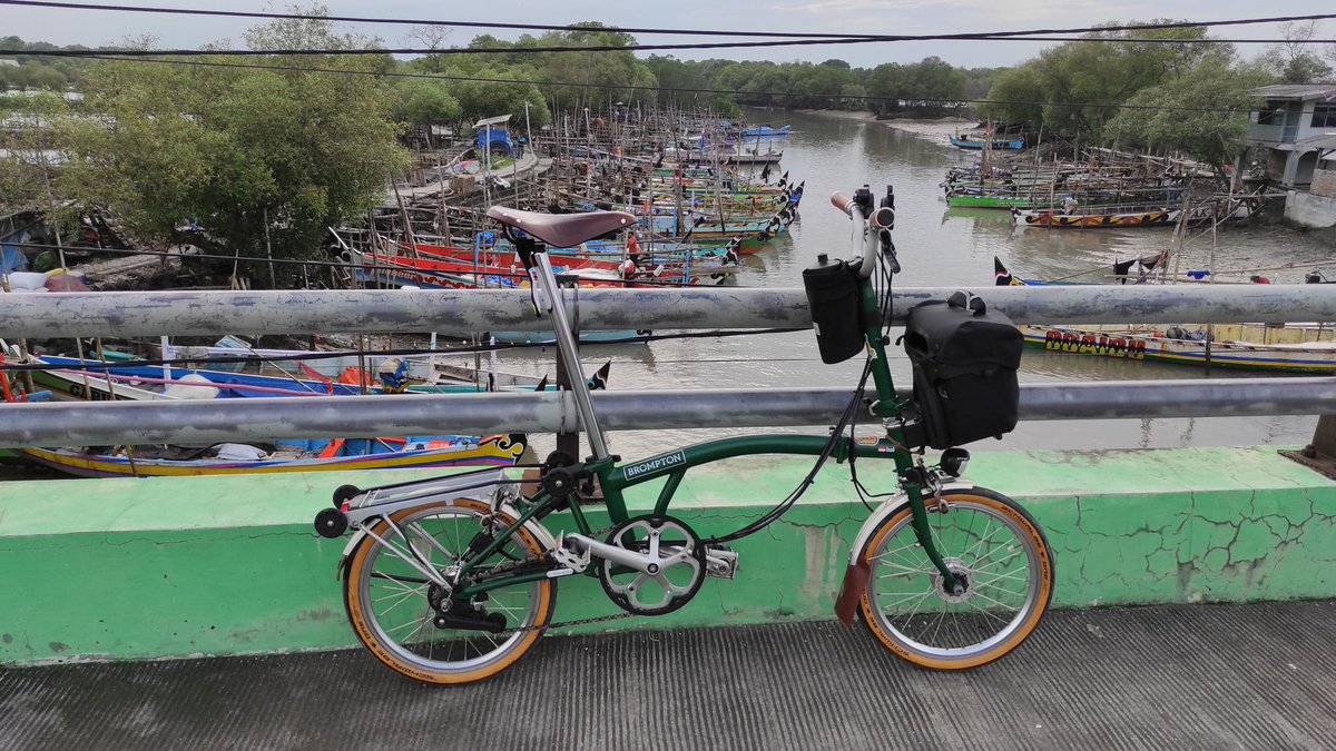mamentorium's tweet photo. JLo Ride - Juanda Loop Ride https://t.co/DdDWM5x9Jj
