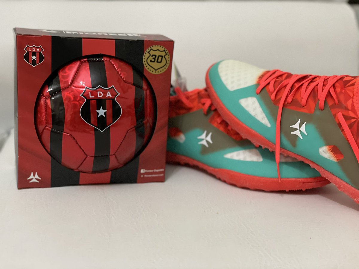 Sigue a @tdmas_cr, dale RT si crees que hoy ganará Alajuelense  y participa por este combo.
