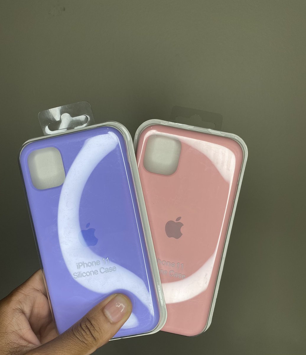 AccessoriesWild's tweet photo. Looking to style up your iPhone? No worries we have got you “covered” with our Silicone Protective Covers available in a variety of colors for P180 each. 
DM or Call/WhatsApp +267 78087293 and get yours today❗️🤗
*Phone covers available for: IPhone X/Xs/XsMax/11/11 pro/11proMax* https://t.co/EmbS5AcG21