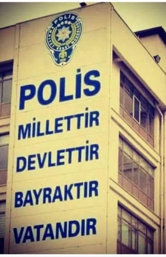 Attığın taşlar, ettiğin küfürler , yaptığın kancıklıklar kime yapılıyor iyi bileceksin !.. Baş kaldıranın sonu bellidir... tekrar görmek istersen BOĞAZ’ına takılırız hemde tam İÇİne ... 👮🏻‍♂️🇹🇷 #HerYerBogaziciHerYerDirenis #PolisiminYanımdayım #DevletiminYanindayim #ZKusağıDinle