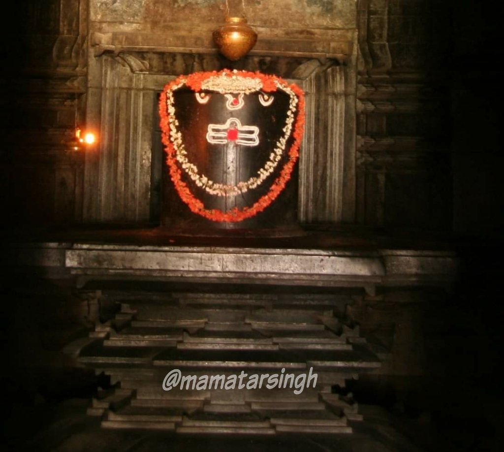 🙏Har Har Mahadev 🙏
Let the divine light of Dharma remove all darkness from your heart!

(📷: self &amp; RK Singh)