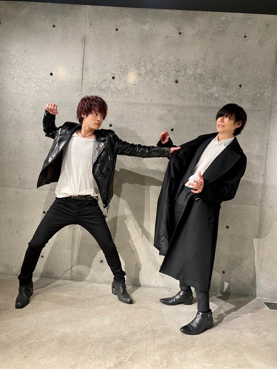 ウチの娘は 彼氏が出来ない ドラマ公式 3月3日 水 夜10時第8話放送 Twitterissa おふしょっと Alexandros ボーカル サイレントナイフ ボーカル 夢のコラボ 撮影中はずっと楽しそうにおしゃべりしてました この駐車場はalexandrosが アルペジオ の