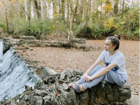 WolberSarah's tweet photo. Peer Health Partner, @sophiaburlaka: I support my emotional and mental health by taking an hour out of my day for a walk or a bike ride. I find that stepping away from all my to-do lists and getting in a bit of fresh air is calming and helps me refocus. @emorycshh #flourishing https://t.co/kOWd3En7bW