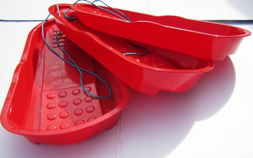 Didn't get a chance to enjoy the snow, well the forecast is showing snow this weekend coming. Make sure you are Sledge ready, we have sledges in stock. #snow #forecasting #sledgefun #weekendvibes #Essentials #shoplocal #StaySafe