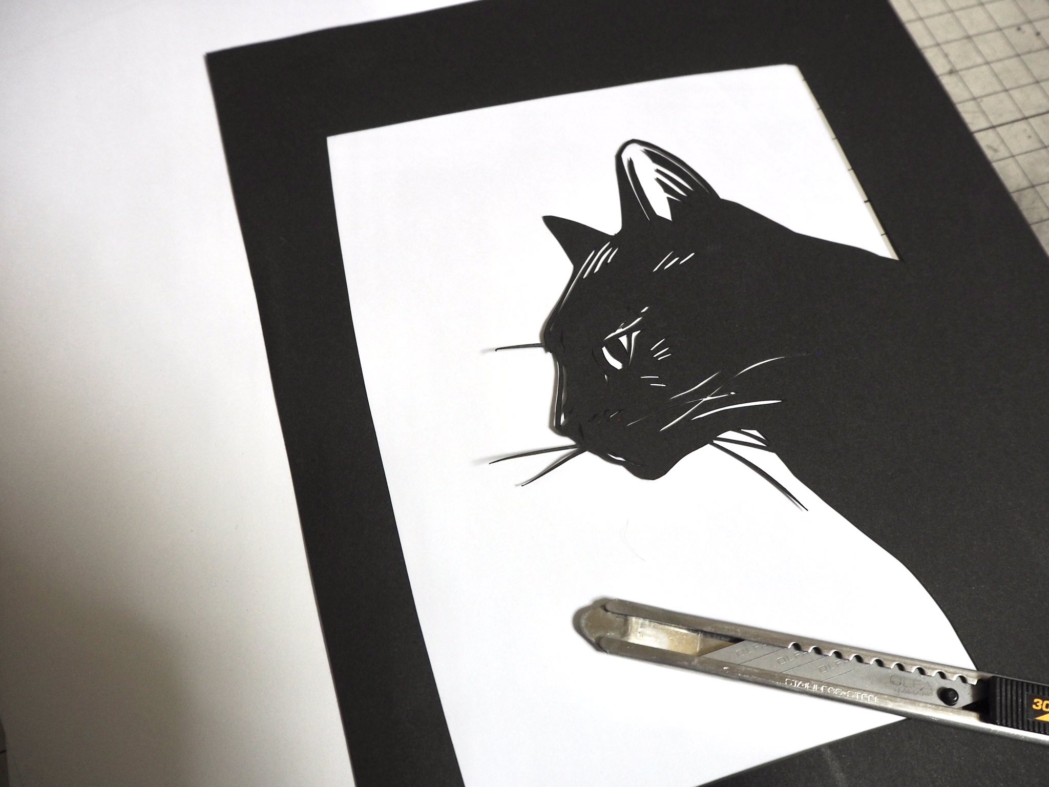 切り絵作家 草太 Twitterissa 今日の切り絵 横顔 イラスト 猫 T Co L8c7ma7hgu Twitter