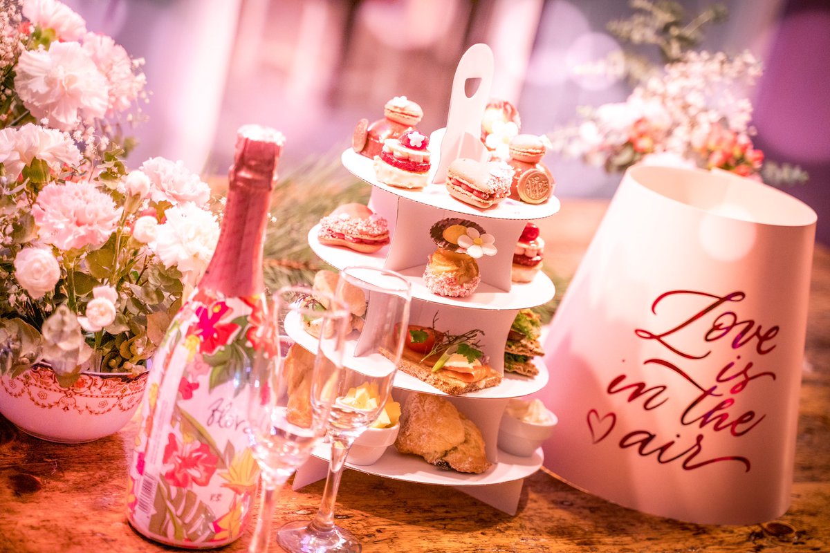 WoodlandsHouse's tweet photo. 💝Valentines At Woodlands Sneak Peak 💝

👨🏼‍🍳 We have been working so hard behind the scenes to create the perfect Valentines Day for you and your loved ones! 

👀 Keep your eyes peeled for more info! 

#ValentinesAtWoodlands https://t.co/Hz4iVg5ob9