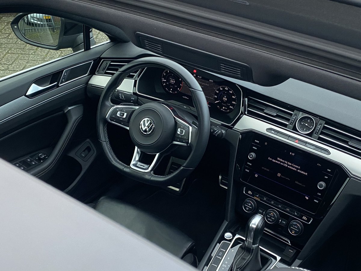 AutoBreman's tweet photo. Nu online: VW Passat 1.4 TSi DSG Highline R-Line Variant 09-2018 met 64.388km. Kijk voor meer info op https://t.co/dtJ5lJGreB #genemuiden #passat #volkswagen #dsg #panoramadak #leder #bovaggarantie #boschcarservice https://t.co/pHFeU8x5Yd