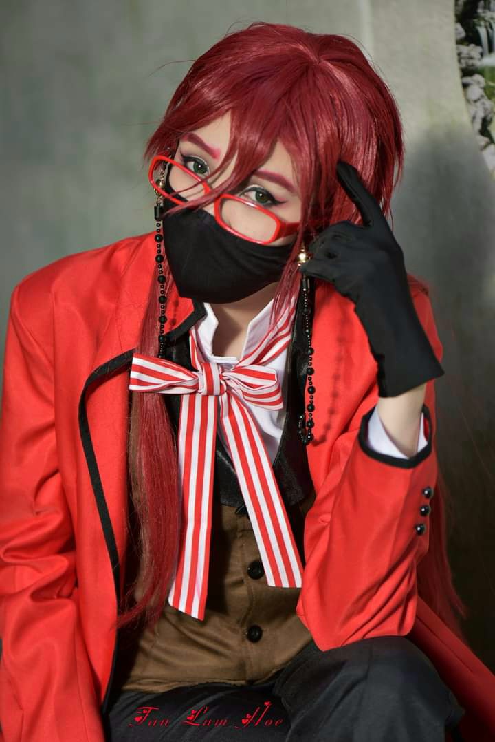 palmerdebra's tweet photo. #daughter #talent #beauty #artsstudent #cosplayer #model https://t.co/9OJ1cqmJU7