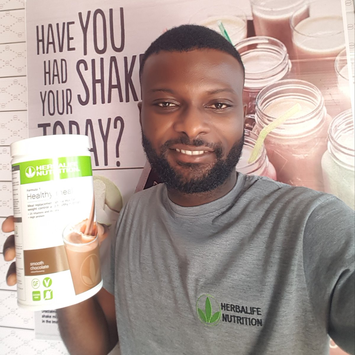 Benakoto16's tweet photo. HERBALIFE NUTRITION 

The New Herbalife Shake
#SmoothChocolate 

#ImmuneBooster 
#WeightMaintenance
#EffectiveweightControl

#Teamexcelnutrition https://t.co/tO1QUJCWno