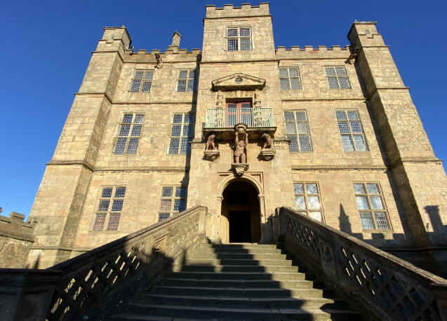D_Times's tweet photo. Name one thing that you would only know if you're from Derbyshire. 
Quirky town facts or local foods - what things make you a true Chesterfield resident? 
Leave your suggestions in the comments below https://t.co/IBo6luUWxO