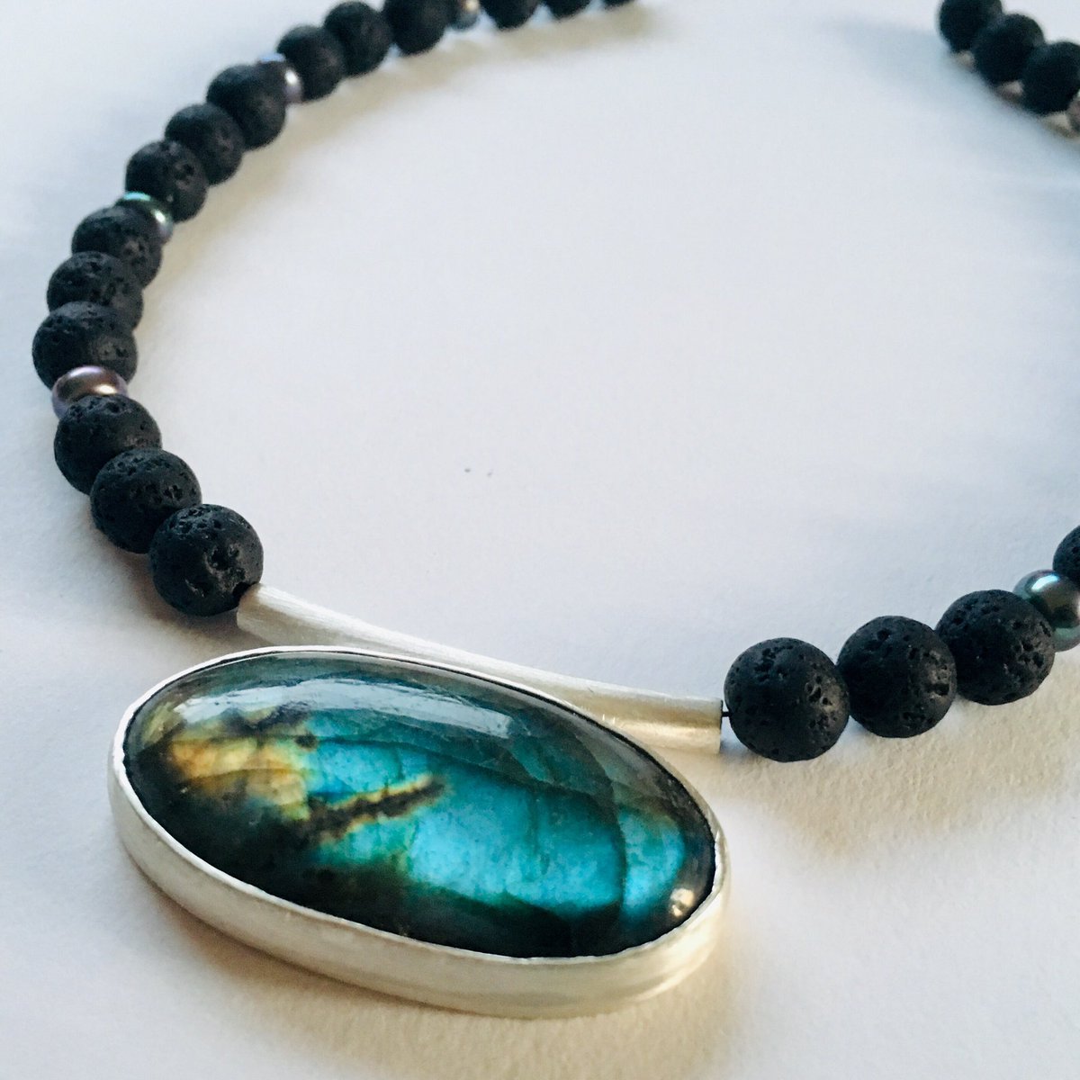 Hi #HandmadeHour Long time no see. The last year I’ve mainly been busy making jewellery for myself. As normally too busy with teaching, commissions &amp; parties it was nice to make something for me. #Handmade #Jewellery #SmallBusiness