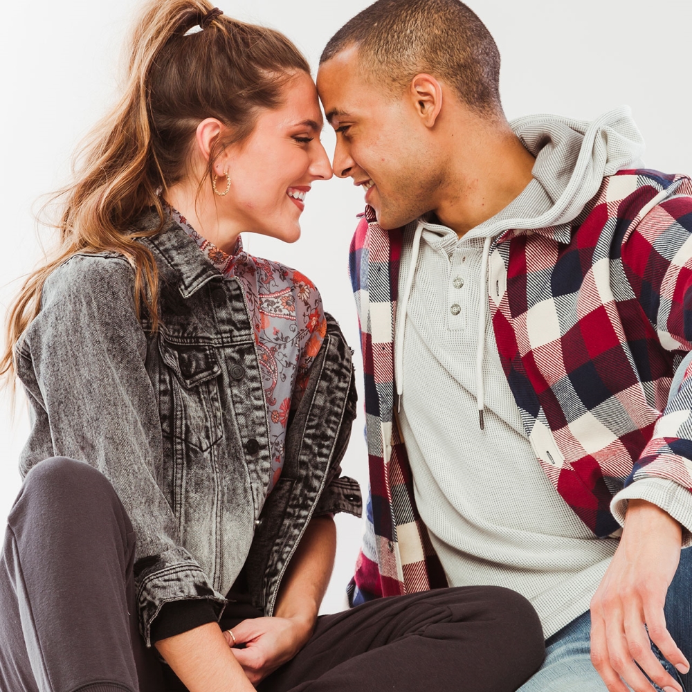 Share a laugh, a moment, and a gift as you show appreciation for someone special.
#Buckle