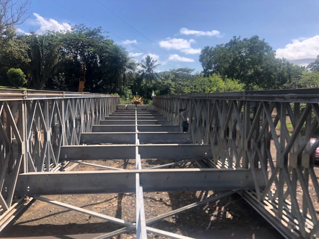 MabeyBridge's tweet image. We are really pleased to share these pictures just received from the Ministerio de Obras Públicas y Transportes to showcase another 60.96m C200 bridge built to help restore vital infrastructure in Costa Rica. More info about the project in this case study: mabeybridge.com/projects/Deliv…
