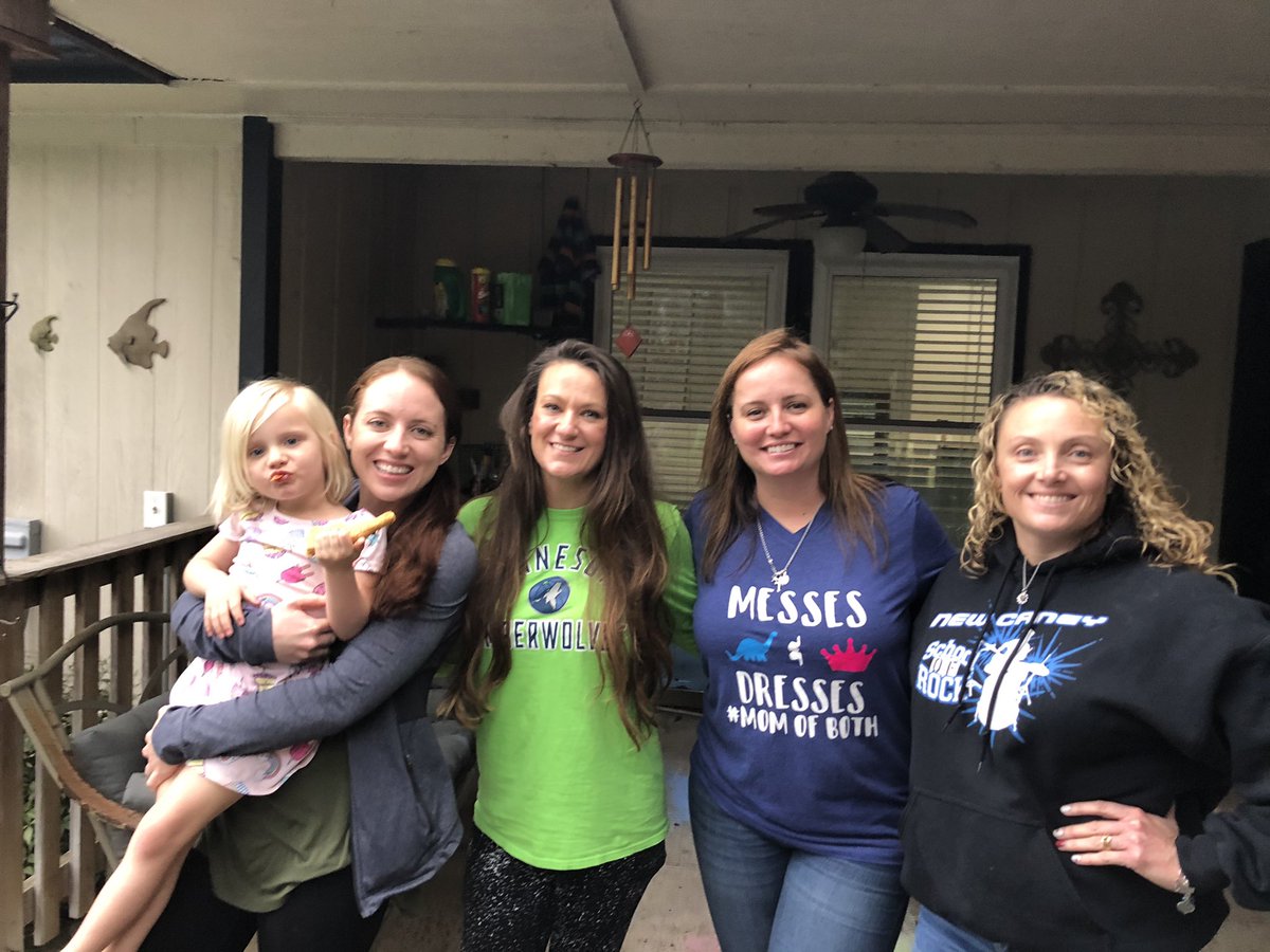 drjanamclain's tweet photo. @TxSCATweets @TxCAtweets @SolomonMoore1 My village of mom friends help keep me grounded. They offer support, love, hard truths, child care and a shoulder! #ItTakesAVillage #TSCA2021 @TxCAtweets https://t.co/2SGpzLOC08