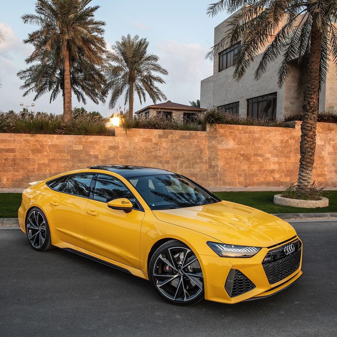DailyCarlife's tweet photo. Audi RS7 🐥 https://t.co/kFtlqopc5s