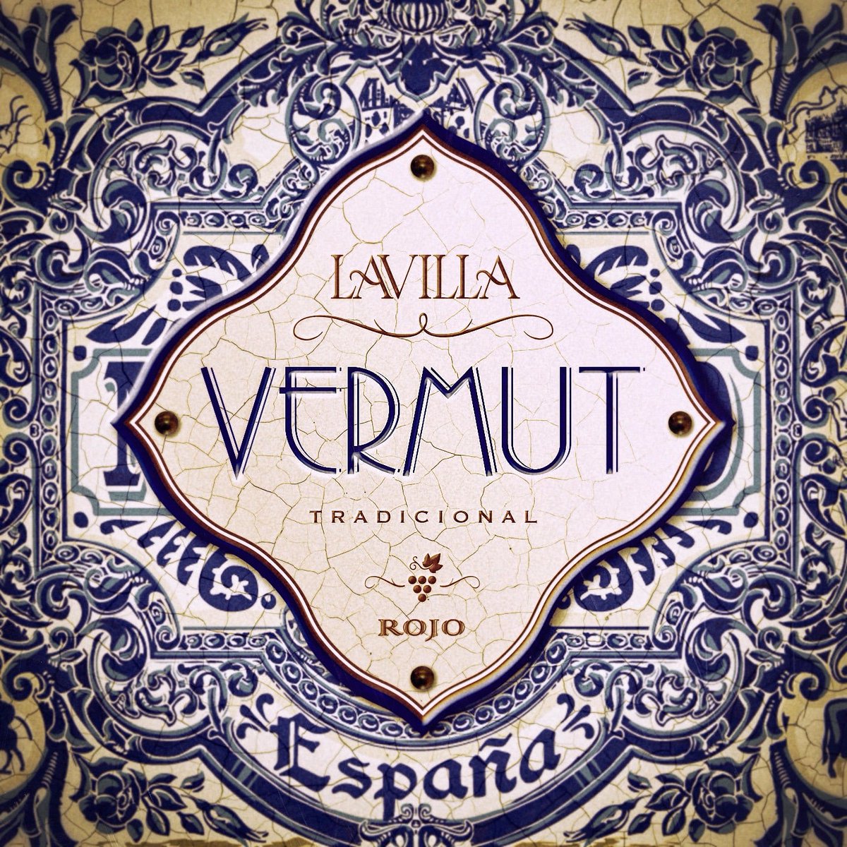 Alvarommar's tweet image. Queridos mecenas.

Ya estamos en Febrero y queríamos deciros que todo marcha según lo previsto en la producción y embotellado del vermut.

Así que, según lo previsto, en la segunda quincena de este mes de Febrero, tenemos intención de empezar con los envíos 😊