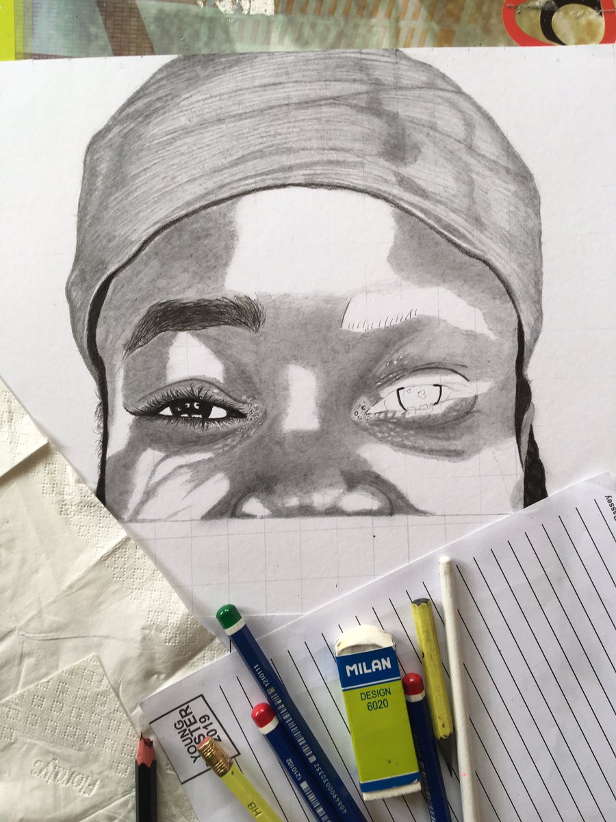 FSliss's tweet photo. Graphite work... ✏️ 
With its story behind it...
Wait for it ...
Fidelis’Art https://t.co/xgd3uRc2jk