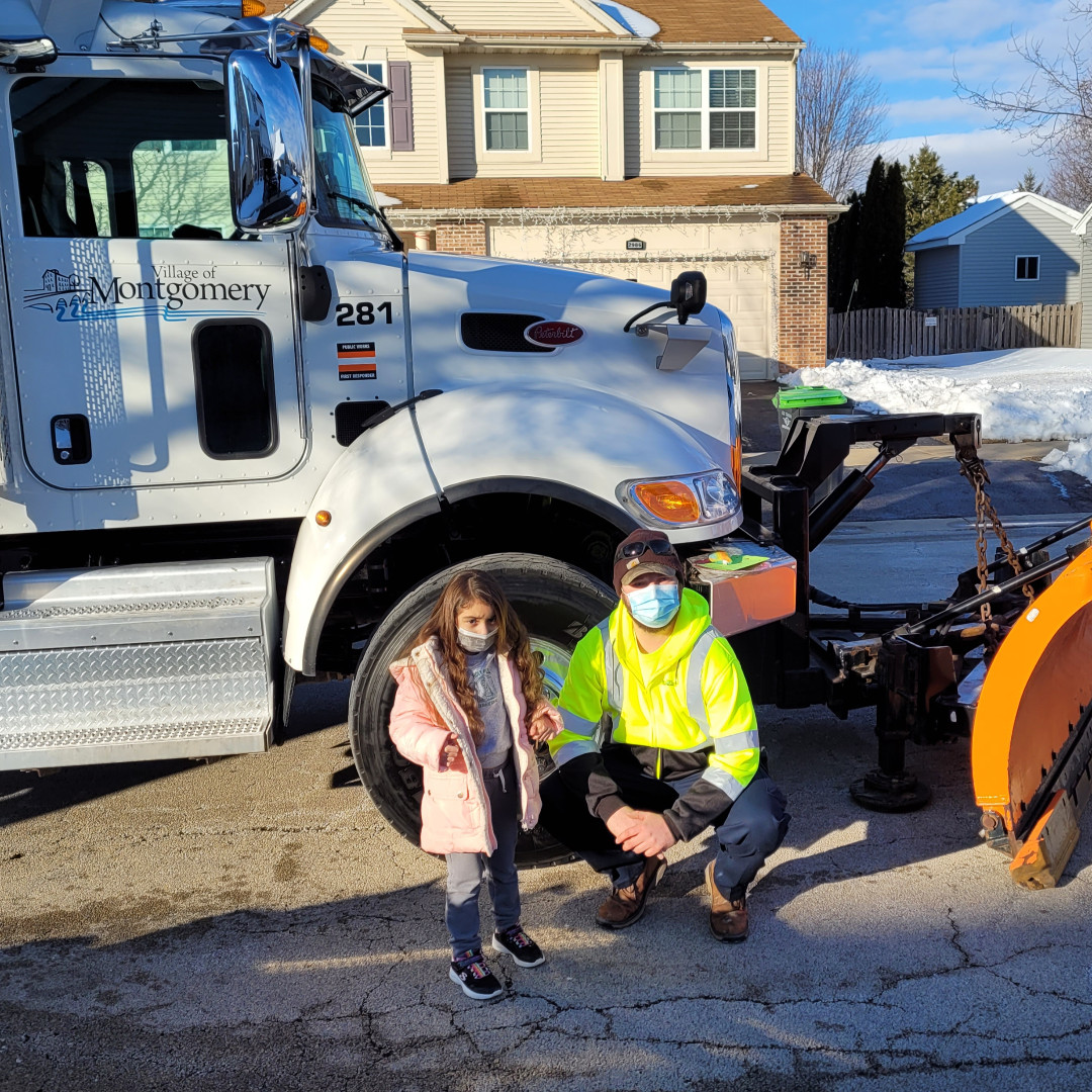 MontgomeryIL's tweet photo. We have a new member of the Montgomery Public Works (PW) Fan Club! Our new friend Izzy recently wrote a great thank you letter to PW thanking them for all the amazing work they do. In return Izzy got a visit from one of our PW team members. #MontgomeryIL #WeLovePublicWorks https://t.co/zfHl7DlC1O
