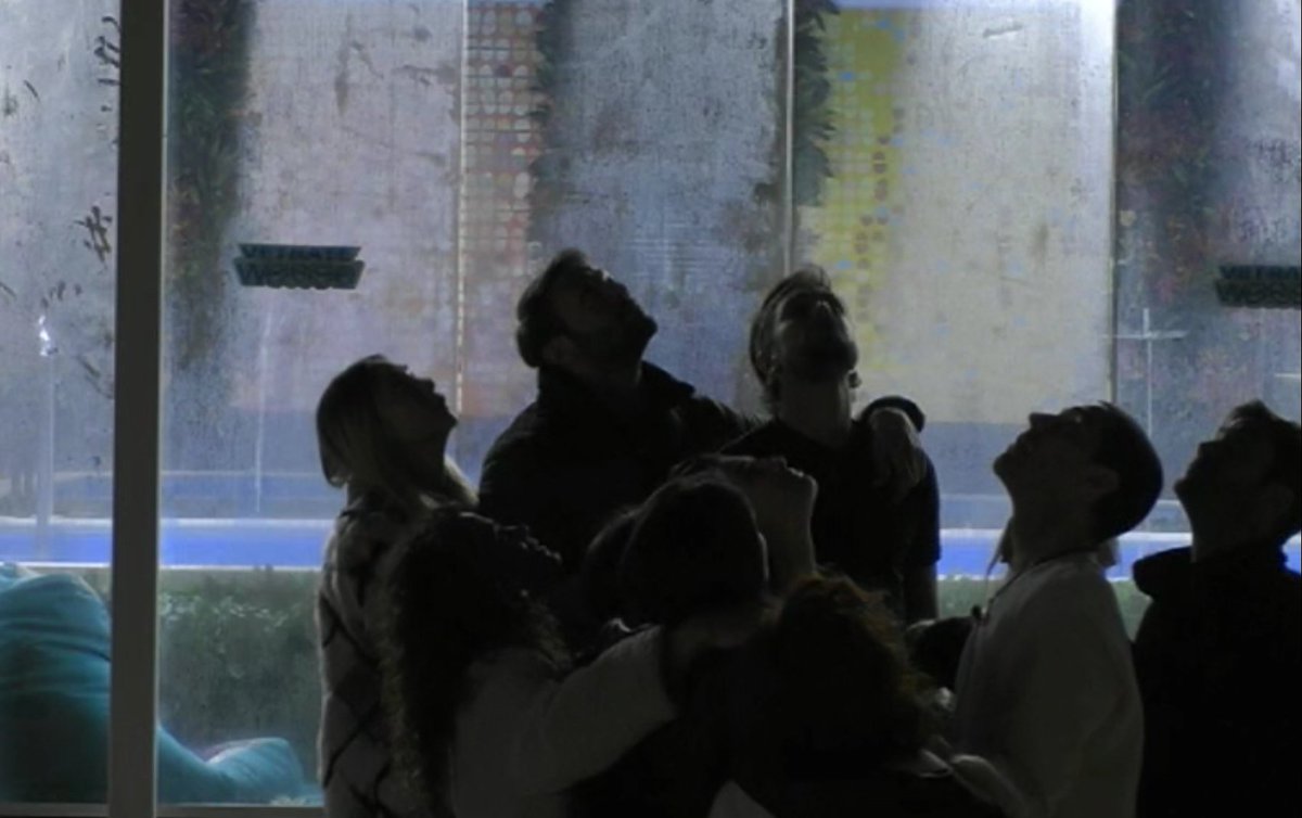 IreneRena7's tweet photo. Questi ragazzi sono un grande esempio di umanitΓ e i loro gesti d'affetto vanno oltre il gioco. Il miglior cast e il miglior #GFVIP Avete vinto tutti β€
La stessa cosa vale per i fandom!
#tzvip #sovip #rosmello #mtrv #gregorelli https://t.co/FgqUxsTeXS