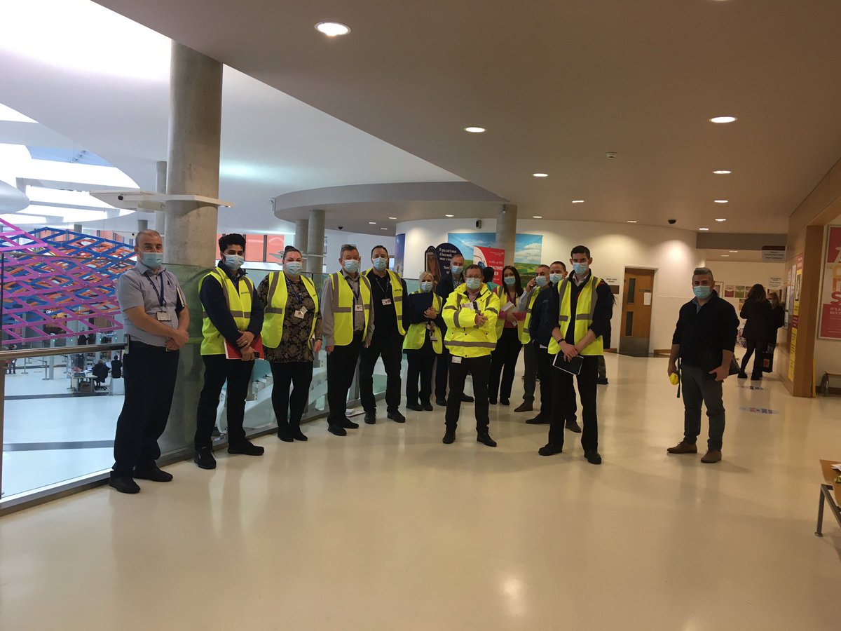 Lorrainesthomas's tweet photo. Today’s Leadership Safety Walk, engaging our teams in positive safety conversations, identifying hazards, demonstrating our safety commitment and leading by example. @SodexoUK_IRE @Moses_Ayoola #PositiveBehaviours #EmployeeEngagement #SafetyFirst #LeadingByExample #HaveASafeDay https://t.co/V6sFAP3Htq