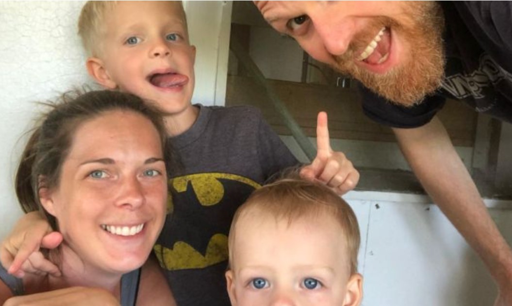 610CKTB's tweet photo. NEWS | Beamsville family thanking public for support following tragic death of 4 yr old son in sledding accident. Details: https://t.co/jsyJdo80cC https://t.co/n7eyxsggLx