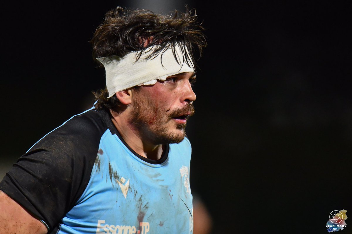 🤕💪

ALLEZ MASSY ! 🔵⚫️
#RêverFort #MadeInMassy