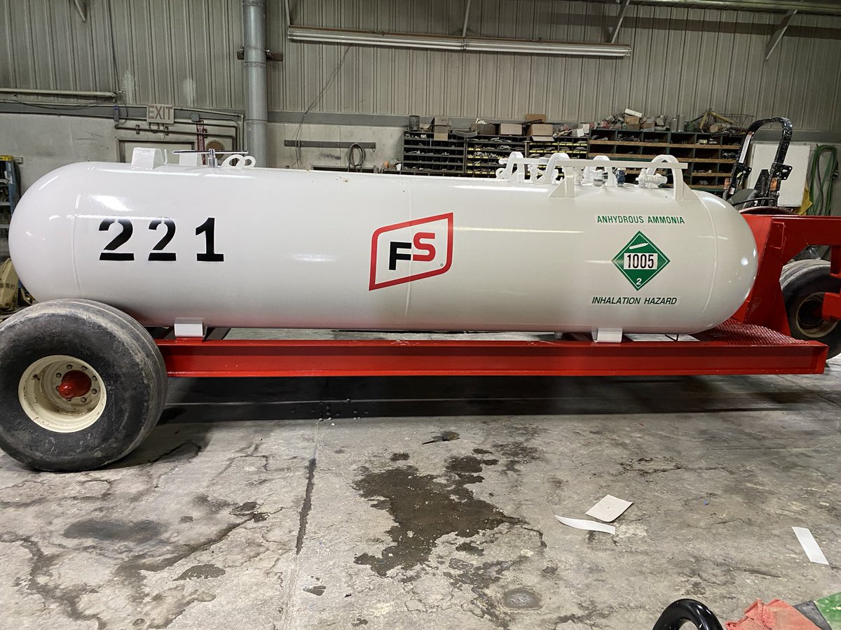 CodyMaxedon's tweet image. Doing a bit of tank restorations here at PCSC. #piattfs