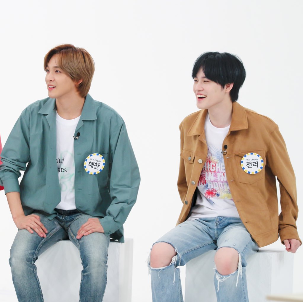 ZCLFEED's tweet photo. the bear brothers🐻💕 https://t.co/Pn70uP5QeE