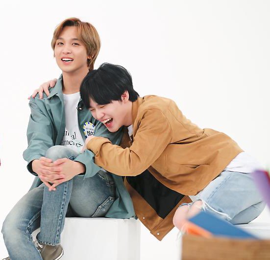 ZCLFEED's tweet photo. the bear brothers🐻💕 https://t.co/Pn70uP5QeE