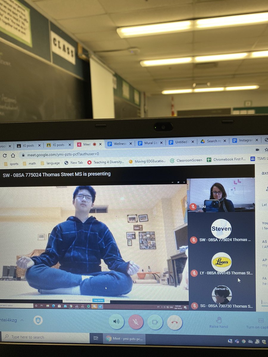 AmySmith67594's tweet photo. @thunderwolves98 Day one of our wellness conference and we have already explored, cooking, quote painting, photography, Mandala colouring, meditation, abdominal breathing, and making stress balls. Incredible work to help us all get through. #mystudentsareAMAZING https://t.co/b3YYSyYjRx