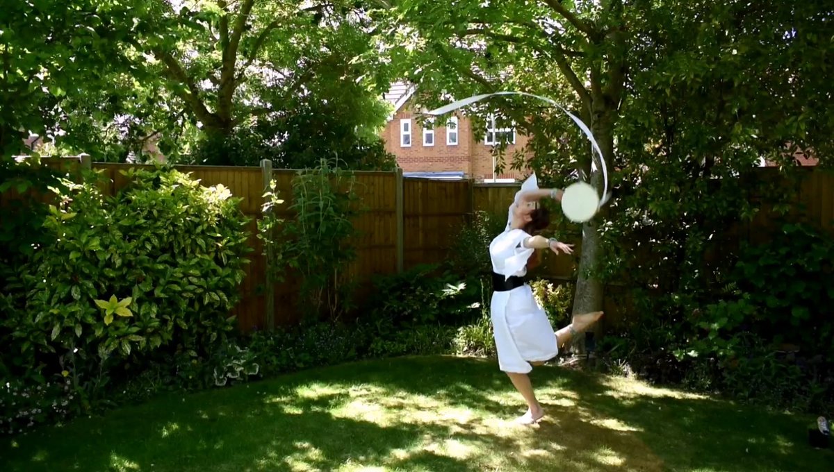 LZoodoo's tweet image. Some stills from my first act that I filmed on the summer solstice 2020. Can't wait for the sun to come back!
#burlesque #hippie