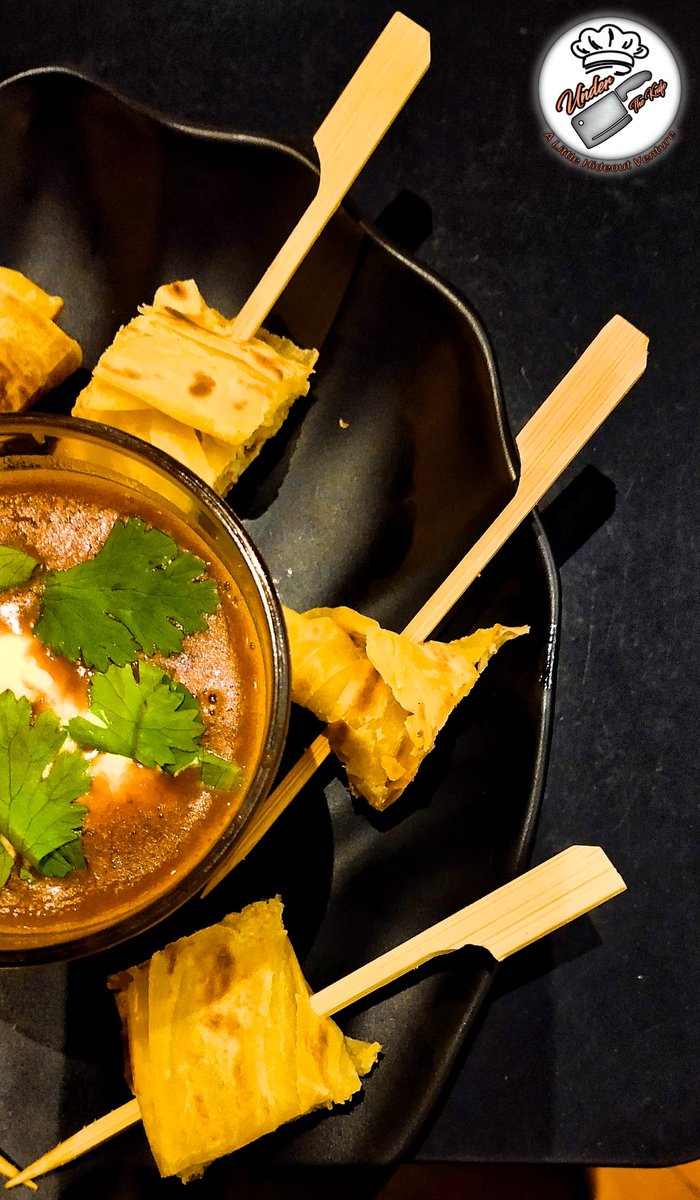 Indulge your cravings in Daal makhni shots❤️
#underthe9fe #valentineday #14thfeb #foodies #vadodarafoodies #daalmakhni #daalmakhnishots #candlelightdinner #indianfoodies #indianfoodphotos #foodlover #northindiancuisine #gourmand #connoisseur #foodogram #foodblogs