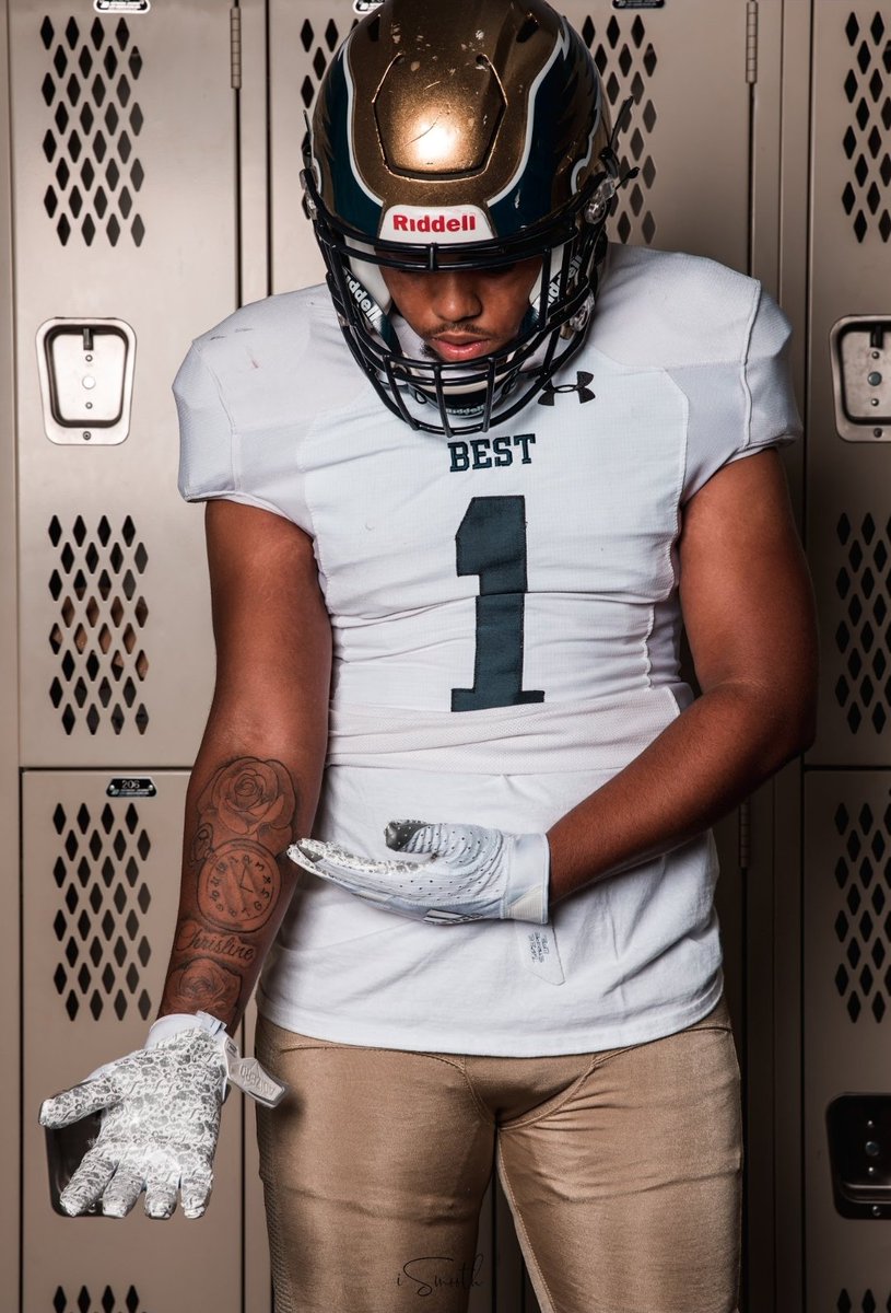 JFive81's tweet photo. Congratulations to our @APSBESTACADEMY Eagles that signed their LOI today! I love you guys and I'm proud of you. We got a couple more to go😉 #ProtectTheNest 🦅🦅🦅 https://t.co/6BTp025zn3
