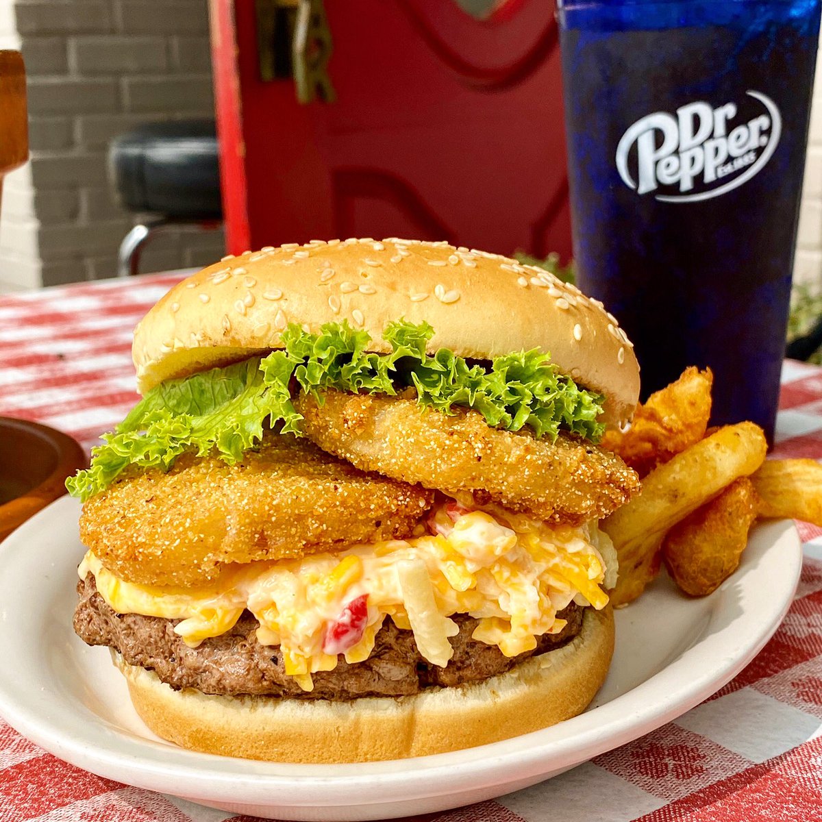 ManagerFlo's tweet image. Our South in Your Mouth is back through Sunday at Columbia’s Downtown only #halfwaytoburgerweek