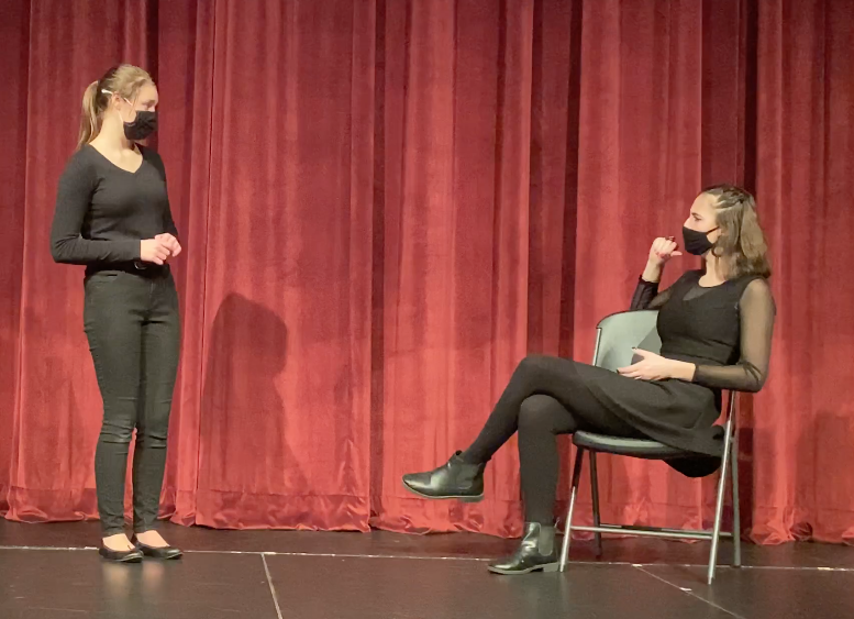 StephenHall_PR's tweet image. Via @officialsps: “Kickapoo theatre students compete &amp;amp; win at conference, advancing to the International Festival” – bit.ly/2LgxU5p. @KickapooTheatre @KickapooChiefs @DrPowersKHS