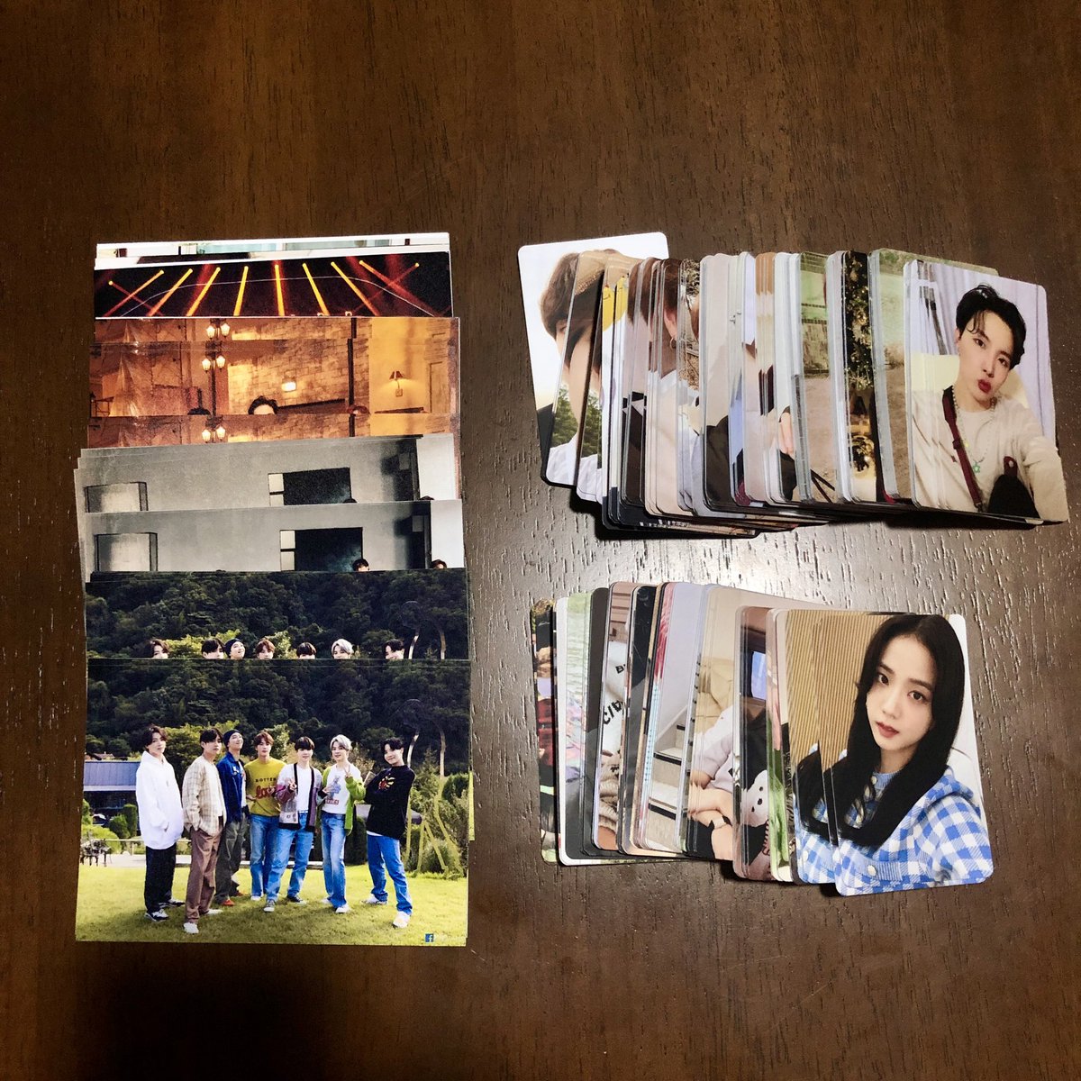 HallyuAtticPH's tweet photo. Freebies!! 🖤 thank you @happyvirusph 😍 https://t.co/aPpAe4sXAG