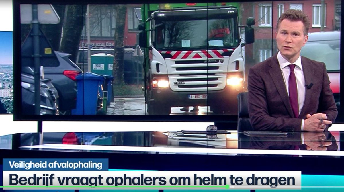 Veolia_BeLux's tweet photo. Conducteurs impatients, routes glissantes et manœuvres imprévisibles : de nombreux exemples où un éboueur, à l’arrière du camion, peut perdre l'équilibre et provoquer une chute. À partir d'aujourd'hui, nos collecteurs de déchets porteront un casque.
➡️https://t.co/J4CCPWlvbv https://t.co/rr8qcH61go
