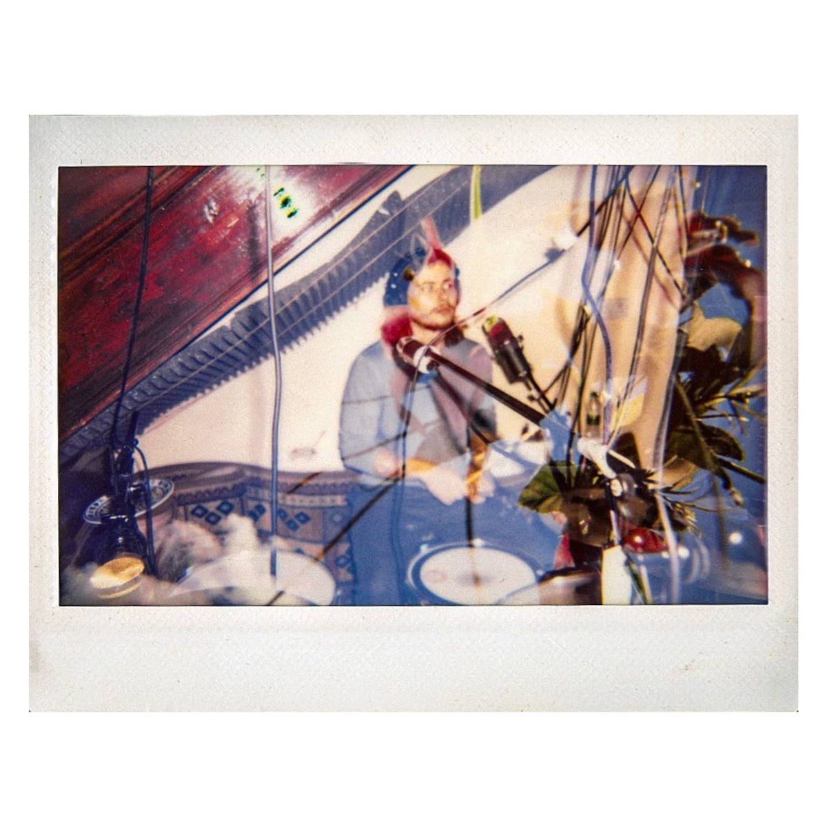 INSIDEAWAVE tweet media