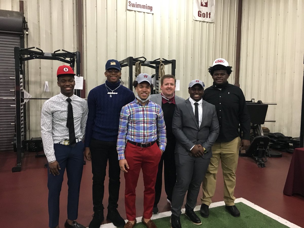 Coach Justin Jones tweet media