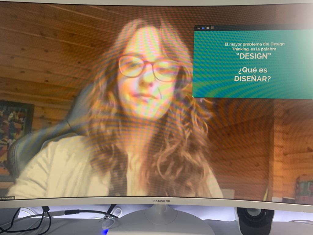 OviedoEmprende's tweet photo. Ayer tuvo lugar la primera sesión de #ExplorerOviedo, @ExplorerByX, con la primera sesión de formación impartida por @EliaRacamonde sobre #DesignThinking y #creatividad. Punto de partida necesario en todo proyecto 👏
@elenaarnaiz @aytoviedo @emprendecise @SantanderX @uniovi_info https://t.co/lnWRanSjCL
