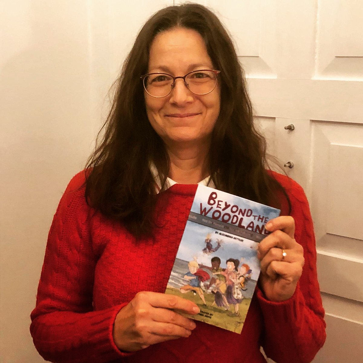 AlexandraGoobie's tweet photo. What a tough year to write ✍️ 
Just received proof copy,  🤞🏼 
Beyond the Woodland, Jersey Channel Island to be released this month.

#goobieadventures #beenwriting #ChildrensBooks #books #amreading #AdventureTime #jerseyci https://t.co/RNklIDSoth