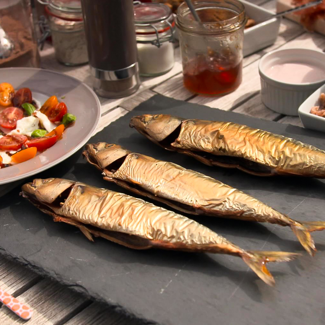 Kein Bock mehr auf das ewige Grau?
Zu Tisch: Sylt | Sa 11:55 | <a href="/arte/">artearte</a>.tv
Gibt auch lecker Makrelen, Sonnuntergänge und jede Menge Sommer, versprochen.
#berlinproducers #documentary #series #zutisch #sylt #heilewelt #fueralle
@autenticdistribution
@autenticdistribution @