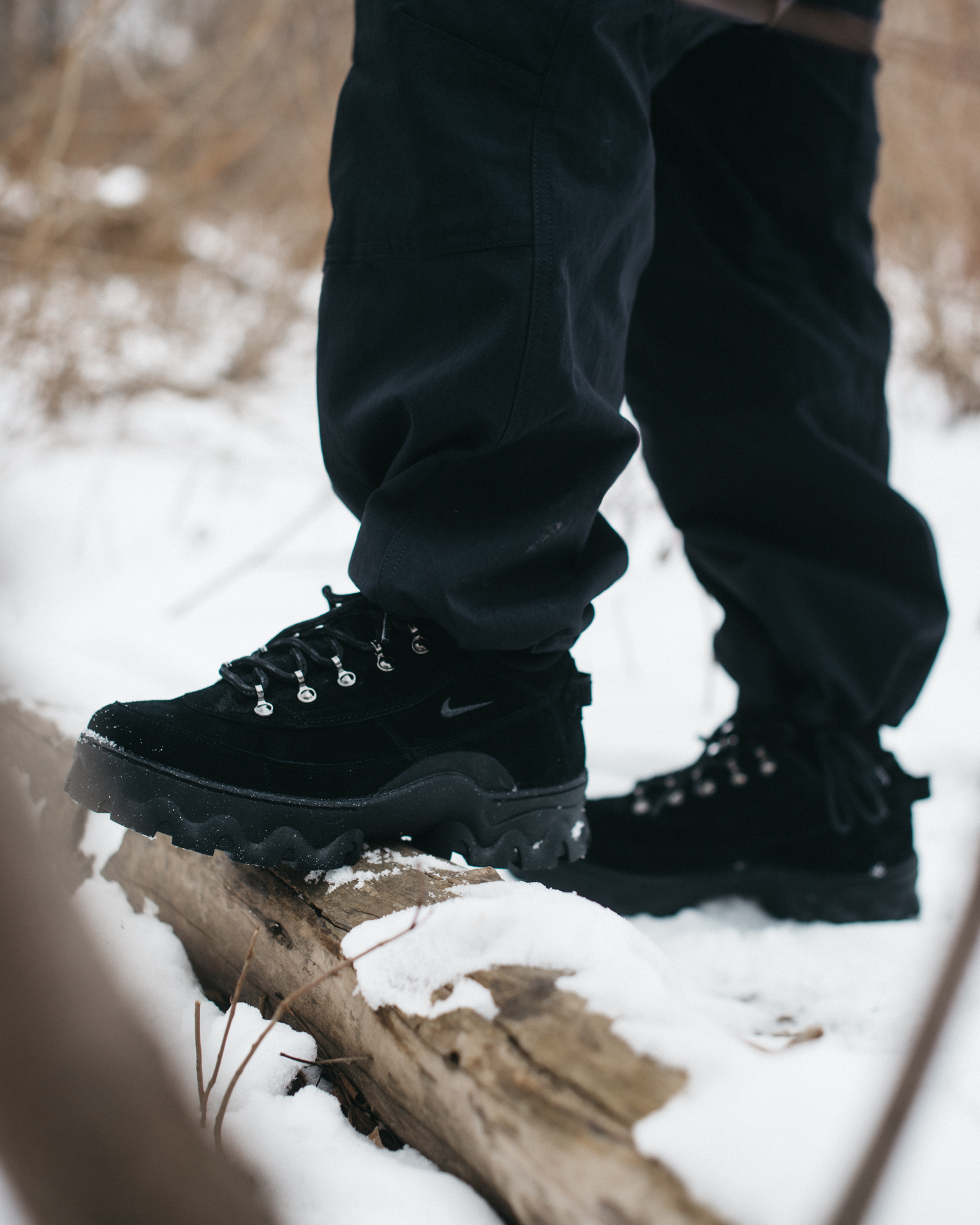 Livestock on X Inspired by the original Lahar Escape s trail ready design this Nike Women s Lahar Low is a modern reimagining of the archival hiking boot from 1989. Now available online https t vHO...