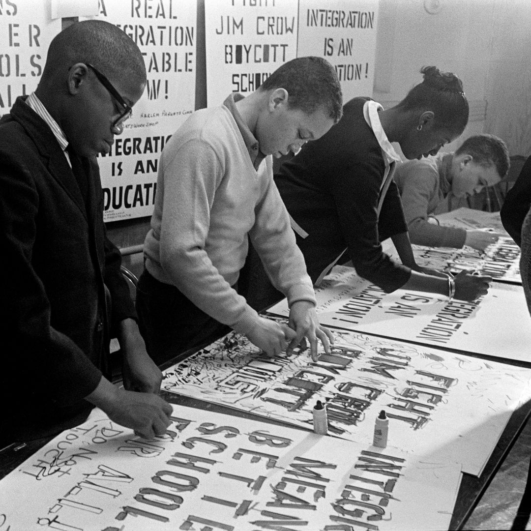 #OnThisDay 57 yrs ago, over 360,000 kids &amp; teens engaged in a system-wide school boycott in NYC, forming the largest protest in US History. <a href="/_YoungCrusaders/">V. P. Franklin</a> captures the scope of this event in his upcoming book, THE YOUNG CRUSADERS. Out on 2/23! ➡️ buff.ly/2YJ2tUp