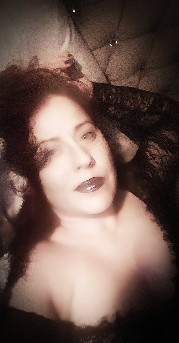 BohemeDeesse's tweet photo. Sensuality within your soul , within your heart , within your life style... https://t.co/UlJ7JsiuTo
