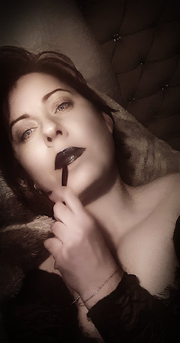 BohemeDeesse's tweet photo. Sensuality within your soul , within your heart , within your life style... https://t.co/UlJ7JsiuTo