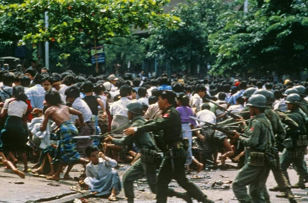 We don’t want to go back 1988! #We_want_justice. We want our freedom back. ကျွန်မတို့ရဲ့အနာဂတ်ကိုဖျက်စီးဖို့ခွင့်မပြုကြပါနဲ့ နောက်တကြိမ်ထပ်ပြီးစစ်အစိုးရလက်အောက်မကျရောက်ချင်ပါ၊ ကိုယ့်အတွက် အနာဂတ်မျိုးဆက်သစ်အတွက်တိုက်ပွဲဝင်နေကြတဲ့သူချင်းကူညီကြပါ #JusticeForMyanmar