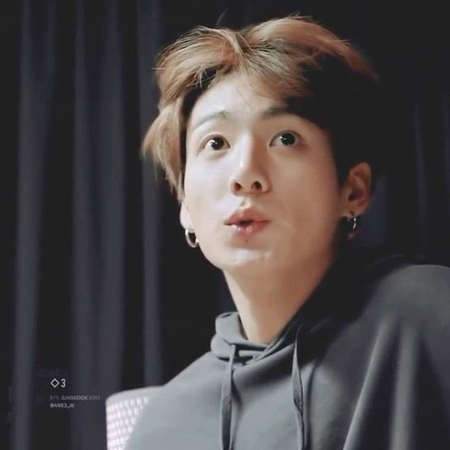 Jungkook’s natural bare face — a thread