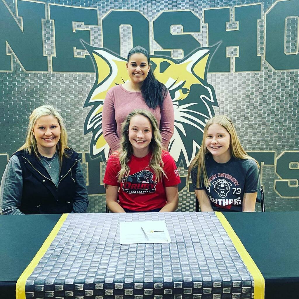 🐾 Trinity Morgan 📣 Drury University 🐾 instagr.am/p/CK1k2pjsLc5/